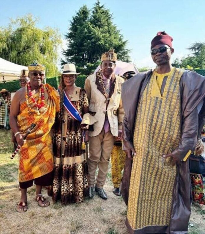 En France, la diaspora EKANG : Faire de la culture un pont entre les générations