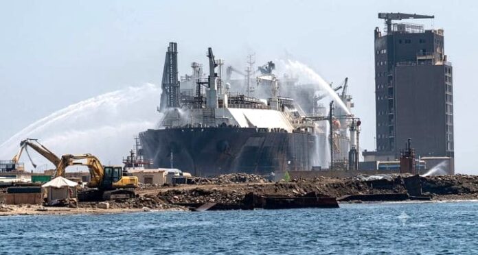Égypte : sécurité des infrastructures énergétiques -Un incident dans le port gazier de Damiette relance le débat