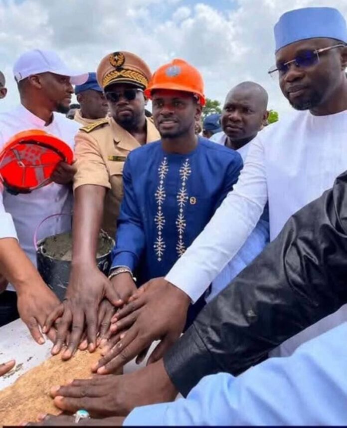 Senegal : Bambaly en Casamance -La mangue pour transformer un gaspillage en industrie